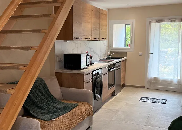 Maison De Village * Stazzona